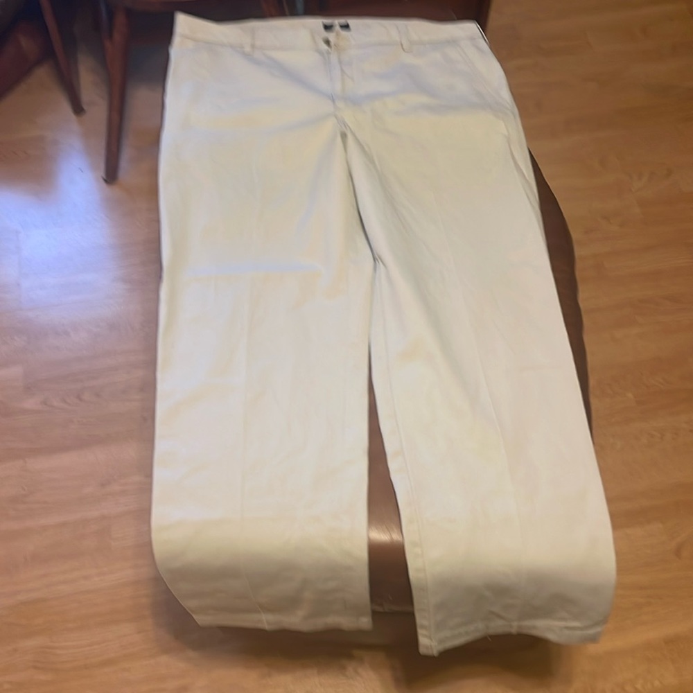 VanHeusen 38x32 khaki pants only worn once like new